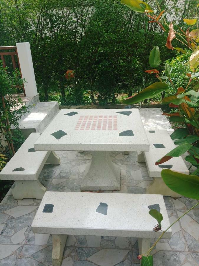 Hibiscus Cottage Koh Chang Exterior foto